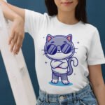 Menő Napszemüveges Cica Póló – Kawaii Street Style Dizájn - Image 3